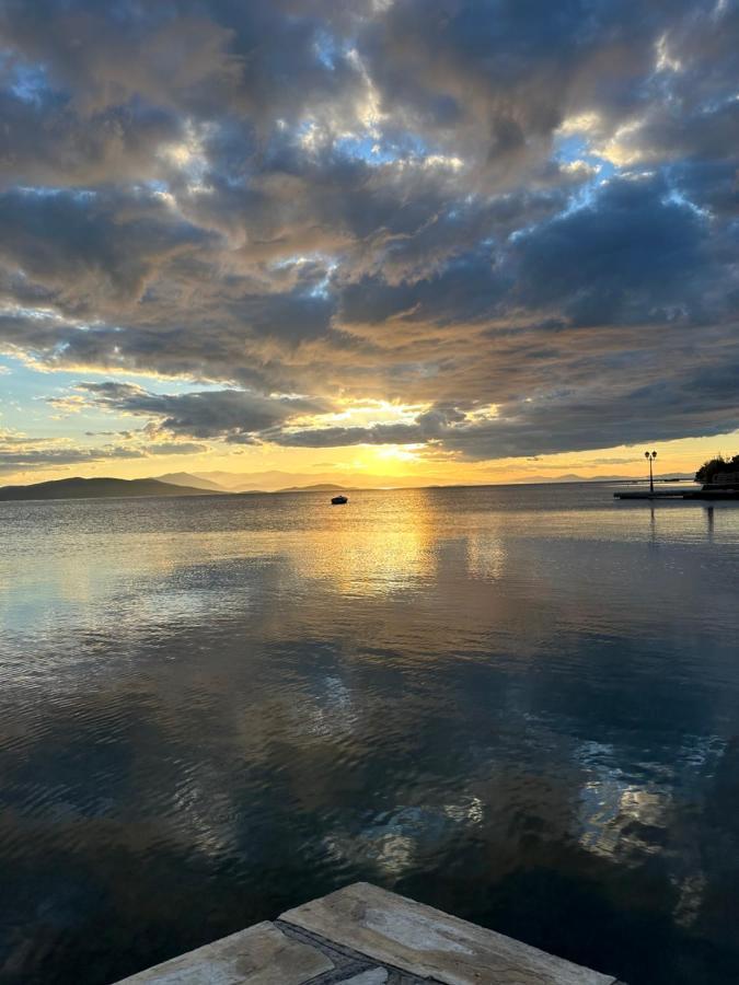 Athina Studios Khórto Dış mekan fotoğraf